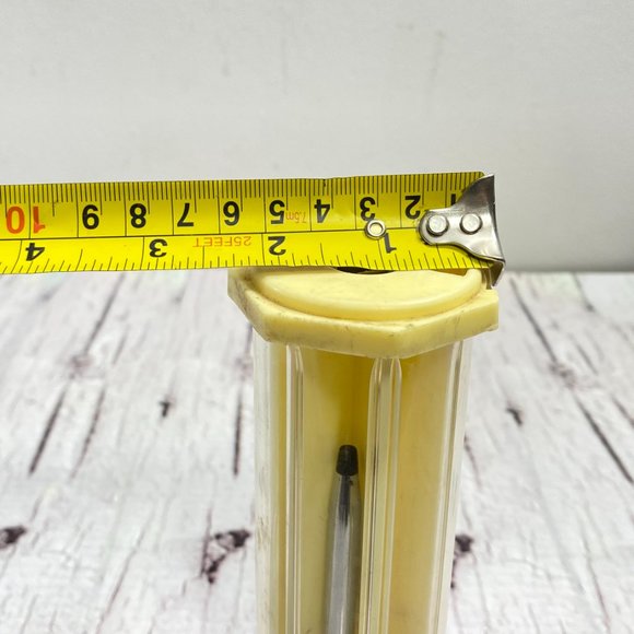 Vintage Pencil case, plastic, back to school, markers - Picture 8 of 9